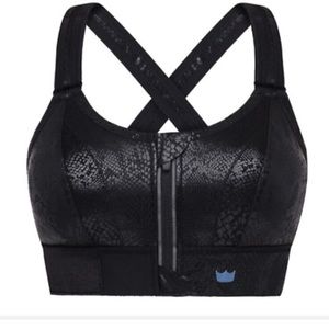 SHEFIT LIMITED EDITION PHANTOM
ULTIMATE SPORTS BRA®
High Impact 4Luxe